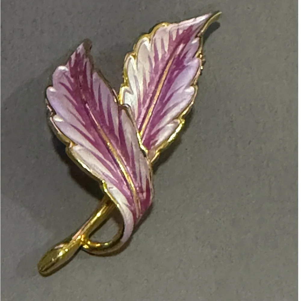 Double‎ Leaf Brooch Women Purple Gold Tone Enamel Pin